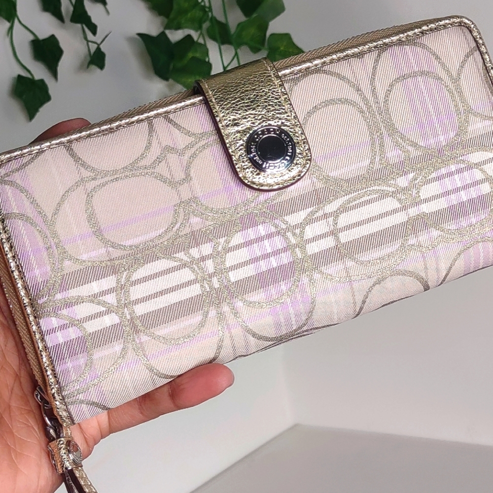 COACH wallet